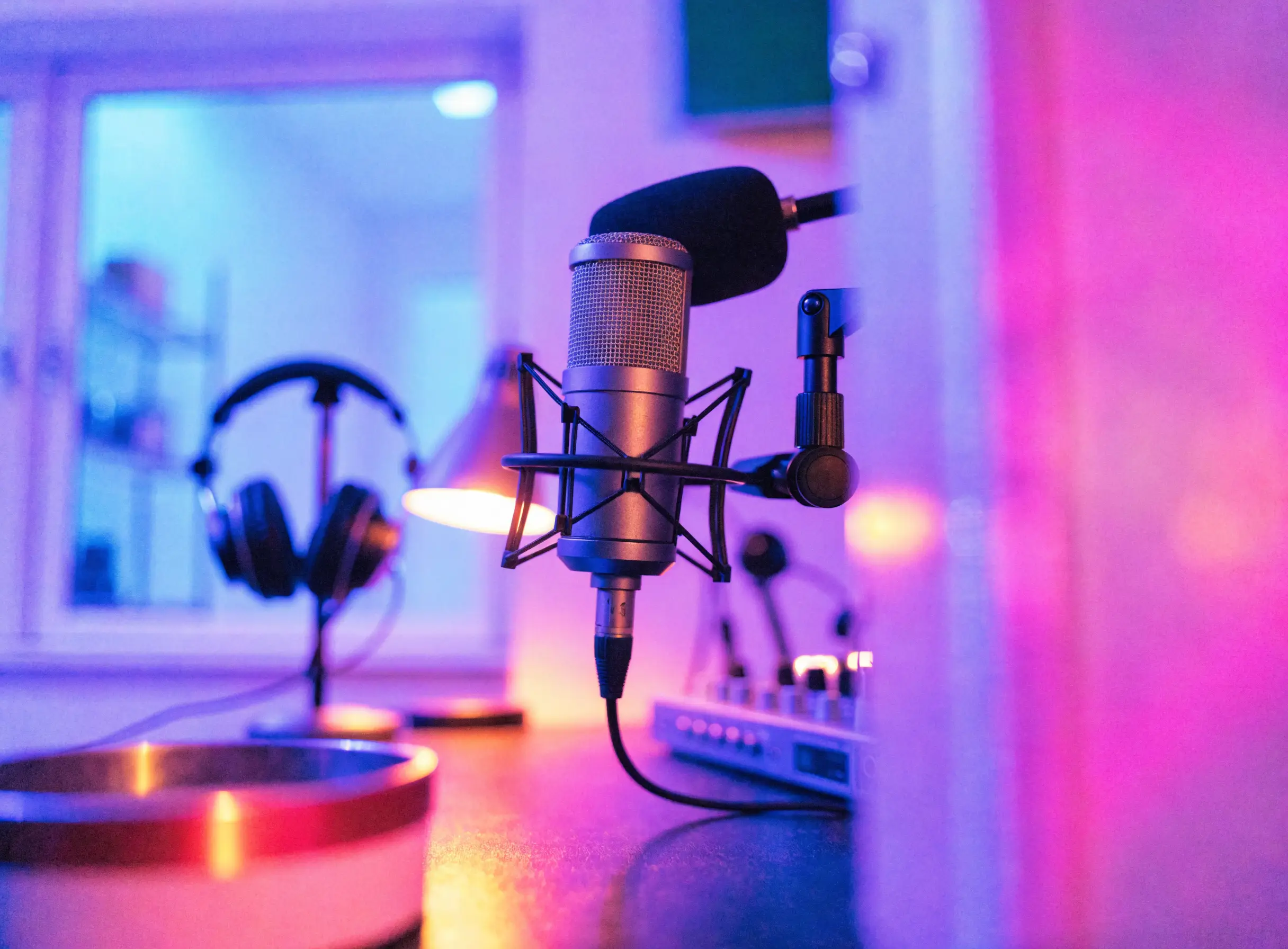 On-demand podcast production - supporting visual
